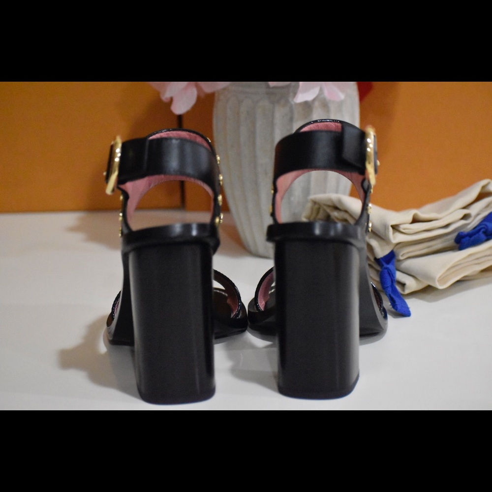 SOLD Louis Vuitton Passenger Block Heels - Picture 3 of 8